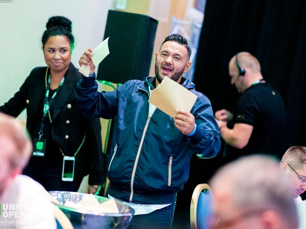 វិធីពិនិត្យស្លុតពេលជ្រើសរើសកញ្ចប់ល្បែង